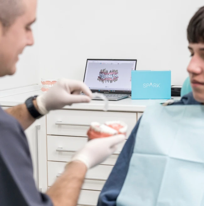 mejor ortodoncista ortodoncia invisible antequera